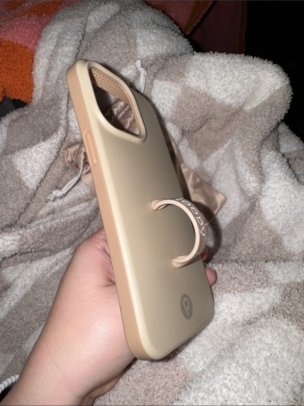 iPhone 15 pro max sandstone loopy case